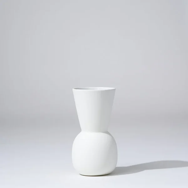 Marmoset Found Decorating | Vases & Vessels | Cloud Bell Vase Snow (S)