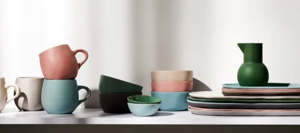 Marmoset Found Ceramics | Plates | Cloud Oval Plate Icy Pink (M)