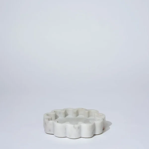 Marmoset Found Decorating | Marble Oval Ribbed Catchall White Marle