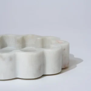 Marmoset Found Decorating | Marble Oval Ribbed Catchall White Marle