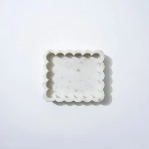 Marmoset Found Decorating | Marble Rectangle Ribbed Catchall White Marle
