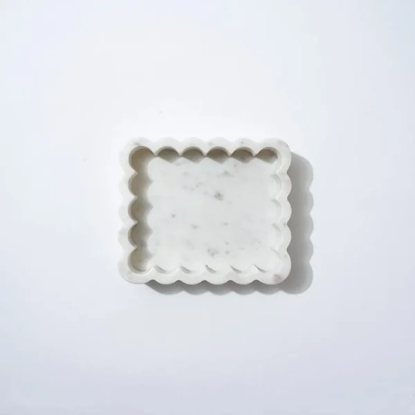 Marmoset Found Decorating | Marble Rectangle Ribbed Catchall White Marle