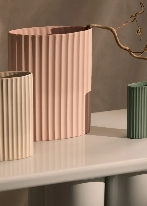 Marmoset Found Ceramics | Decorating | Ripple Oval Vase Icy Pink (L)