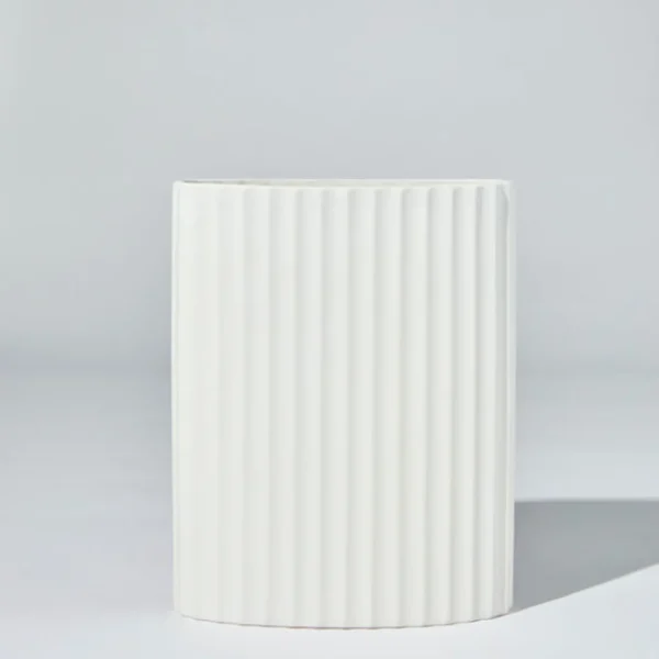 Marmoset Found Ceramics | Decorating | Ripple Oval Vase Snow (L)