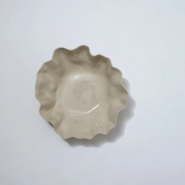 Marmoset Found Bowls | Ceramics | Ruffle Bowl Chalk White (L)