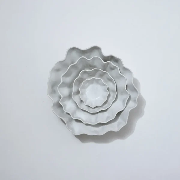 Marmoset Found Bowls | Ceramics | Ruffle Bowl Snow White (L)