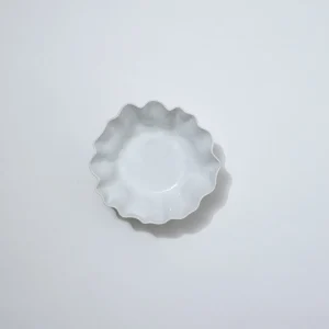 Marmoset Found Bowls | Ceramics | Ruffle Bowl Snow White (M)