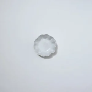Marmoset Found Bowls | Ceramics | Ruffle Bowl Snow White (S)