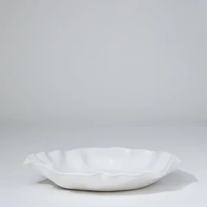 Marmoset Found Serving Platters & Trays | Ceramics | Ruffle Round Platter Snow White (XL)